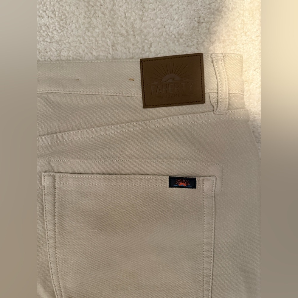 Faherty Pants (34/32) - Picture 3 of 4